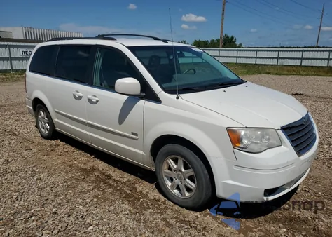2008 Chrysler Town & Country Touring из США, поврежденный, VIN 2A8HR54P78R737106